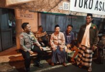 Bhabinkamtibmas Polsek Ciawigebang Gencarkan Patroli Malam Hari Ramadhan 1447 H, Antisipasi C3 dan Perang Sarung di Desa Cipicung