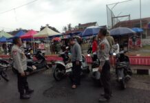 Polisi Patroli Malam Antisipasi Keramaian Ngabuburit di Cilimus