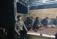 Bhabinkamtibmas Polsek Ciwaru Laksanakan Patroli dan Sambangi Pos Kamling