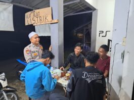 Bhabinkamtibmas Polsek Ciwaru Berikan Himbauan Kepada Pemuda Agar Tidak Begadang Hingga Larut Malam