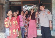 Bhabinkamtibmas Desa Cijagamulya Sambangi Ibu-Ibu, Perkuat Kamtibmas di Bulan Ramadhan 1447 H