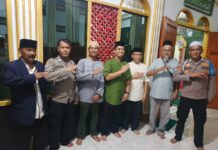 Personel Polsek Ciwaru Hadiri Safari Ramadhan di Masjid Mirqotul Janah Desa Segong