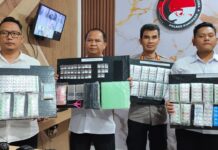 Polres Kuningan Sikat Jaringan Narkoba: 5 Tersangka Diringkus, Ribuan Butir Obat Keras dan Sabu Disita!
