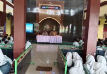 Polsek Ciawigebang Berikan Sosialisasi Penerimaan Polri dan Himbauan Kamtibmas kepada Pelajar SMK Model Patriot