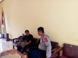 Anggota Polsek Ciwaru Laksanakan Sambang dan Silaturahmi ke Sekolah di Wilayah Kecamatan Ciwaru