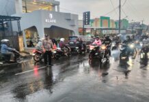 Pasca Lebaran, Arus Balik di Jalan Siliwangi Dijaga Ketat Personel Pos PAM Ciawigebang Ops Ketupat Lodaya 2026
