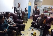 Silaturahmi Kamtibmas, Kapolsek Ciawigebang Sambangi Tokoh Masyarakat Saat Patroli KRYD