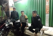 Bhabinkamtibmas Polsek Ciawigebang Gencarkan Patroli KRYD Malam, Sambang Warga Desa Ciawigebang Jaga Kondusifitas Pasca Lebaran 2026