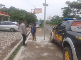Piket Polsek Kramatmulya Laksanakan Patroli Siang Jaga Keamanan di Wilayah Hukum Polsek Kramatmulya Sambangi Alfamart Desa Cilaja