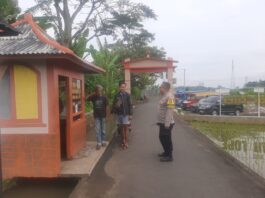 Piket Polsek Kramatmulya Laksanakan Patroli Siang Jaga Keamanan di Wilayah Hukum Polsek Kramatmulya Sambangi Objek Wisata Sawah Lope Desa Cikaso