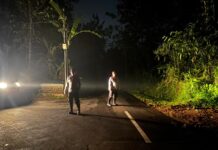 KA SPKT I Polsek Luragung, Bripka Asep Kuswandi, Pimpin Patroli Malam Demi Keamanan Warga