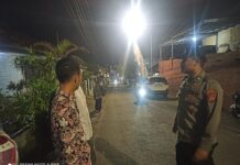 Piket Polsek Kramatmulya Laksanakan Patroli Malam Hari Jaga Harkamtibmas Sambangi Warga Desa Kalapagunung
