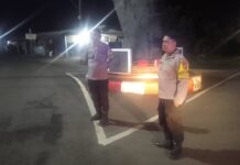 Kapolsek Mandirancan AKP Atang Mulyana Pimpin Langsung Patroli KRYD, Sisir Jalur Sepi Lintas Kabupaten Demi Keamanan Warga