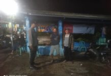 Patroli Malam Hari Polsek Kramatmulya Jaga Harkamtibmas di Wilayah Hukum Sambangi Warga Desa Cikaso