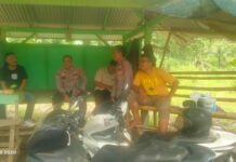 KANIT BINMAS LAKSANAKAN SAMBANG WARGA DAN SAMPAIKAN PESAN KAMTIBMAS