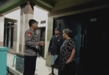 Polsek Ciwaru Intensifkan Sambang Warga, Aiptu Aris Sunandar Sampaikan Pesan Kamtibmas