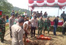 Peletakan Batu Pertama, Pembangunan Jembatan Gantung Penghubung Ciseureuh–Kahuripan II Resmi Dimulai