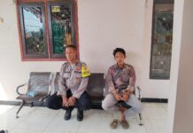 Bhabinkamtibmas Desa Mekarjaya Polsek Ciawigebang Intensifkan Sambang Warga Binaan, Sampaikan Pesan Kamtibmas