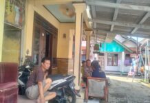 Sambang Kamtibmas, Bhabinkamtibmas Desa Kapandayan Ajak Warga Binaan Jaga Keamanan Lingkungan