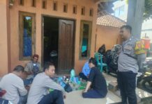 Patroli Polsek Pancalang Intensifkan KRYD dan Patroli Dialogis di Desa Sumbakeling, Sampaikan Himbauan Kamtibmas untuk Antisipasi C-3 dan Jaga KEamanan Wilayah