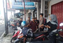 Patroli Humanis Polsek Cilimus Bangun Kedekatan dengan Warga