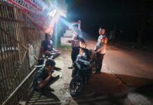 Patroli Malam Polsek Ciwaru Sambangi Warga Demi Jaga Kondusifitas Kamtibmas