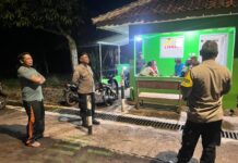 Ketulusan Mengabdi dari Kampung ke Kampung, Polsek Mandirancan Hidupkan Semangat Siskamling