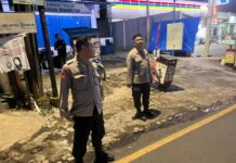Solidkan Ketertiban Jalur Utama, Personel Polsek Mandirancan Optimalkan Pengawasan Simpang Tiga Pusat Gadai
