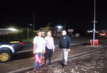 Gelar Patroli Malam Piket Polsek Kramatmulya, Antisipasi C3 dan Gangguan Kamtibmas Sambangi Warga Desa Cilaja