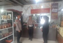 Patroli Dialogis Polsek Cilimus Tingkatkan Kesadaran Masyarakat Menjaga Keamanan Lingkungan
