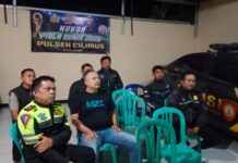 Polsek Cilimus Optimalkan Pendekatan Humanis Melalui Kegiatan Nobar Bersama Warga