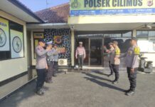 Disiplin Anggota Polsek Cilimus Tercermin dalam Kegiatan Serah Terima Jaga