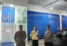 TINGKATKAN PATROLI MALAM SAMBANGI OBYEK VITAL DAN BERIKAN HIMBAUAN KAMTIBMAS KEPADA SECURITY