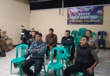Antusias Warga Warnai Nobar Piala Dunia Bersama Polsek Cilimus