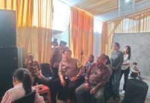 Bhabinkamtibmas Amankan Hiburan Organ Dangdut di Hajatan Warga Kapandayan