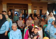 Jaga Kamtibmas, Bhabinkamtibmas Polsek Ciawigebang Bersama Pol PP Amankan Hiburan Burok MJM di Desa Cihirup