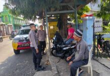 Polsek Cidahu Sambangi Pangkalan Ojek Desa Cidahu, Pererat Sinergi Jaga Kamtibmas