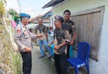 Kanit Propam Polsek Ciwaru Sambangi Warga, Perkuat Sinergitas dan Harkamtibmas di Lingkungan Masyarakat
