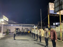 ANGGOTA POLSEK SUBANG HADIRI APEL ZONA 3, PERKUAT CIPTA KONDISI DI MALAM AKHIR PEKAN.