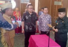 Pengangkatan dan Pemberhentian Pj Kepala Desa Cihirup Berlangsung Khidmat, Kapolsek Ciawigebang Turut Hadir