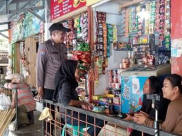 POLSEK SUBANG LAKSANAKAN PATROLI KRYD DIALOGIS, CEGAH GANGGUAN KAMTIBMAS DAN C3.