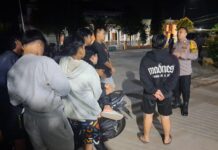 Bhabinkamtibmas Polsek Ciwaru Berikan Imbauan Kamtibmas kepada Remaja untuk Cegah Kenakalan dan Gangguan Keamanan