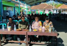 Bhabinkamtibmas Desa Karangkancana Hadiri Pelepasan Siswa Kelas IX SMP Karangkancana, Wakili Kapolsek Ciwaru