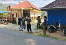 Sinergitas TNI-Polri Perkuat Harkamtibmas di Wilayah Hukum Polsek Ciwaru