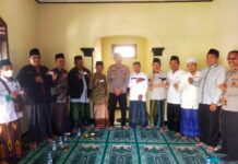 Kapolsek Cidahu Gelar Silaturahmi dengan Dai Kamtibmas dan Serahkan Kartu Anggota Dai Kamtibmas
