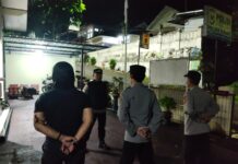 KAPOLSEK SUBANG PIMPIN APEL KRYD MALAM SABTU, ANTISIPASI GANGGUAN KAMTIBMAS DAN C3.