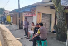 Bhabinkamtibmas Desa Kapandayan Gencarkan Patroli Lingkungan dan Sambang Kamtibmas di Dusun Manis