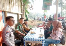Sinergitas TNI-Polri, Bhabinkamtibmas dan Babinsa Desa Kadurama Sambangi Warga Binaan