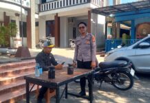 POLSEK LURAGUNG MELAKSANAKAN PATROLI MEMBERIKAN HIMBAUAN AGAR TETAP JAGA KEAMANAN