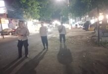 Patroli Malam, Personel Polsek Ciawigebang Jaga Kondusivitas Jelang Tahun Baru Islam 1448 H di Desa Ciawigebang